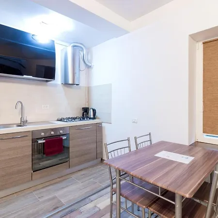 Lucky House Apartment