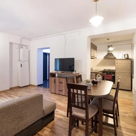 Lucky House Apartment