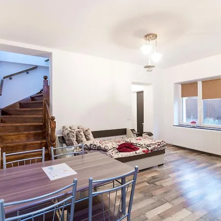 Apartment Lucky House *