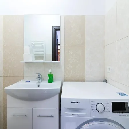 Lucky House Apartment